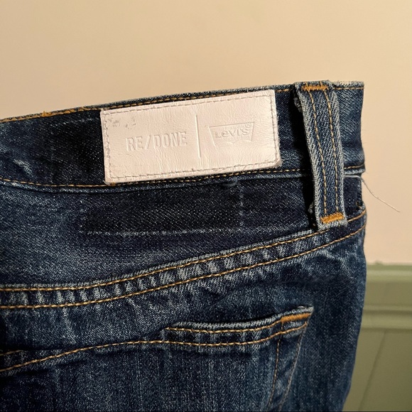 RE/DONE Relaxed Crop - Reworked Levi’s - Picture 6 of 9
